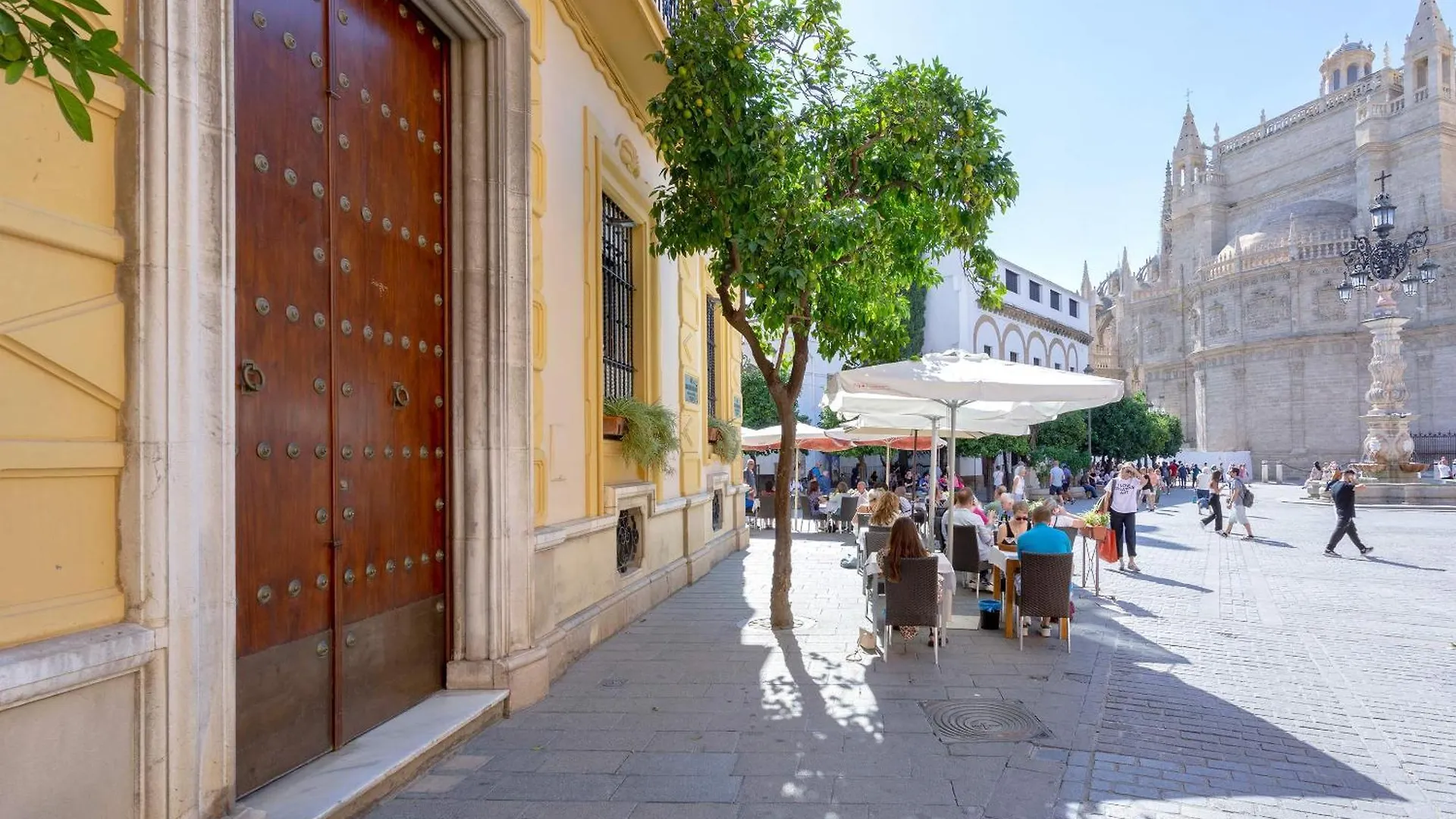 Genteel Home Virgen De Los Reyes Seville 0*,  Spain